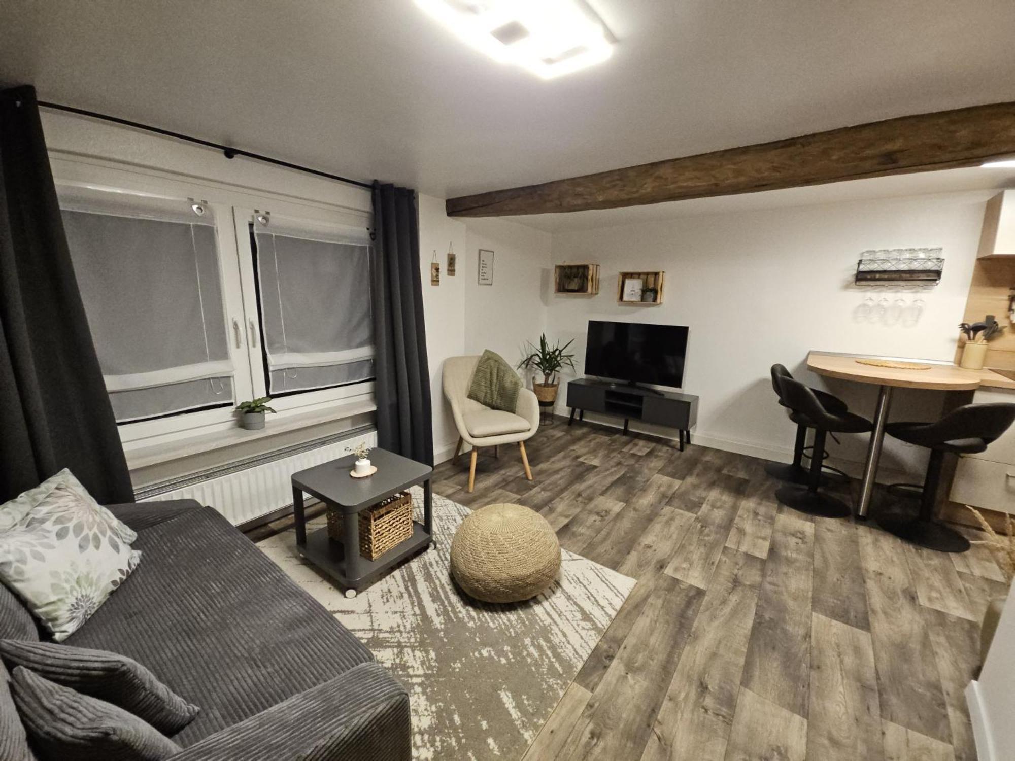 Gemuetliche Ferienwohnung Im Westerwald - "Ferienwohnung Grau" Weitefeld Exterior foto