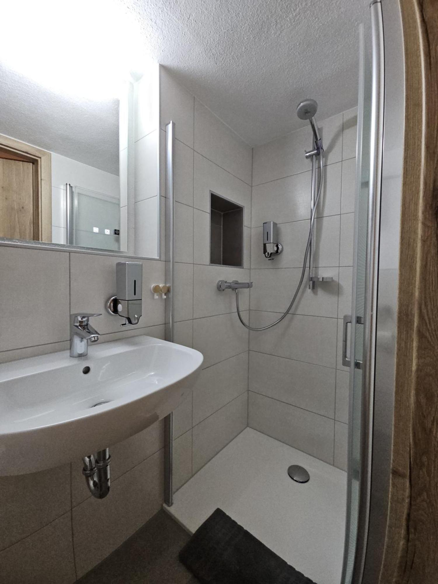 Gemuetliche Ferienwohnung Im Westerwald - "Ferienwohnung Grau" Weitefeld Exterior foto