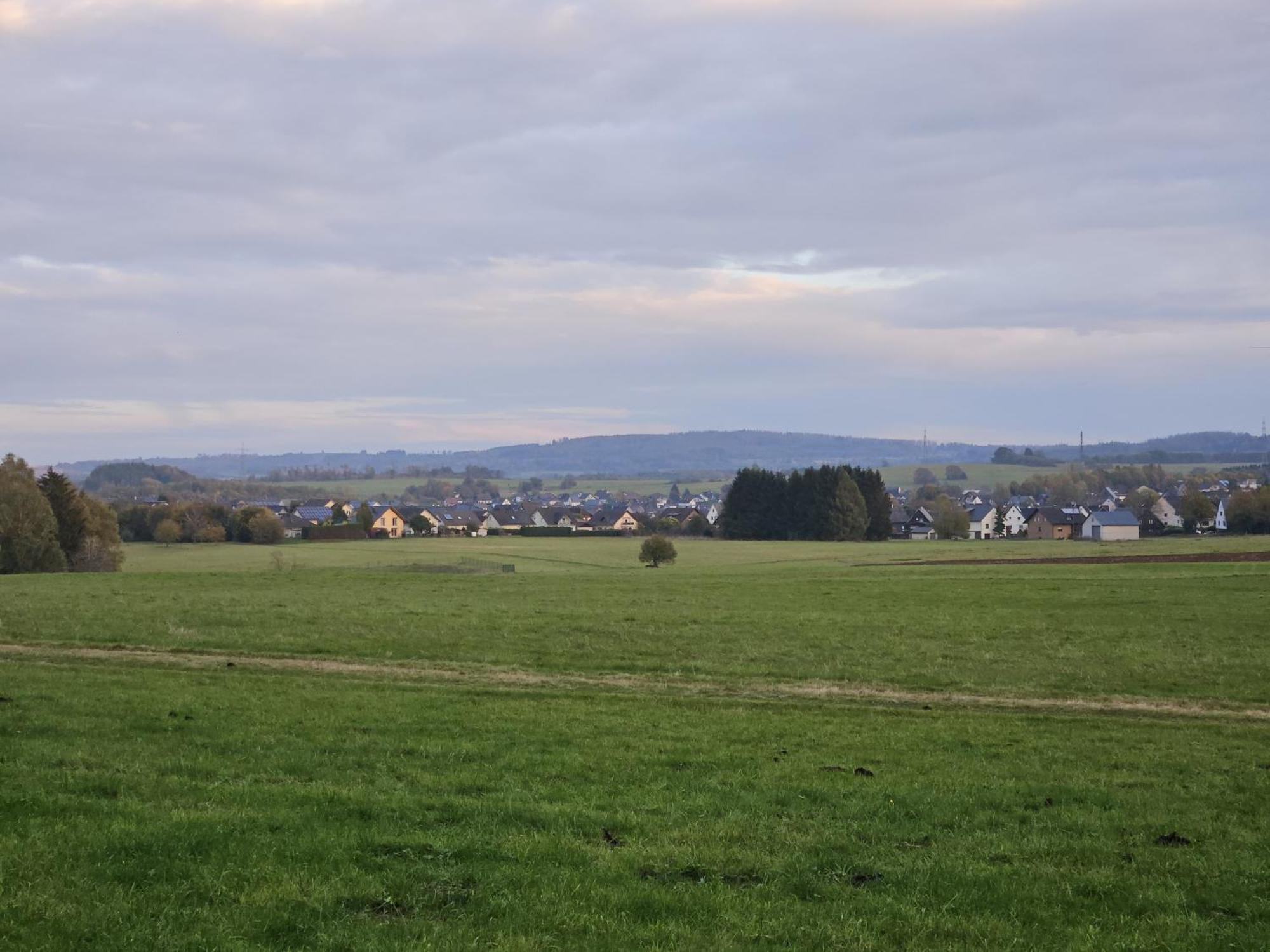 Gemuetliche Ferienwohnung Im Westerwald - "Ferienwohnung Grau" Weitefeld Exterior foto